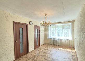 Продажа 4-ком. квартиры, 62 м2, Екатеринбург, улица Старых Большевиков, 84к5