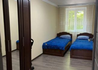 Двухкомнатная квартира в аренду, 45 м2, Майкоп, улица Калинина, 214