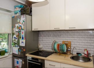 Продам 2-комнатную квартиру, 45 м2, Новосибирск, улица Куприна, 10, Дзержинский район