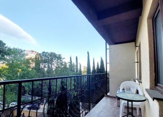 Продается квартира студия, 30 м2, посёлок городского типа Партенит, Парковая улица, 3