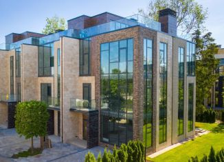 Продается таунхаус, 278 м2, деревня Красный Поселок, жилой комплекс Парк Фонтэ, 126