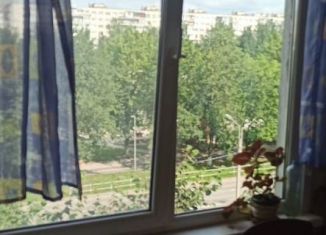 Продаю 2-ком. квартиру, 38.8 м2, Кингисепп, Октябрьская улица, 4