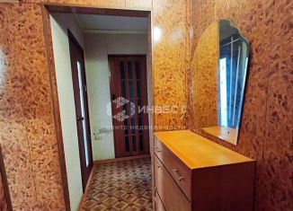 Продаю 2-комнатную квартиру, 43.9 м2, Мурманск, улица Виктора Миронова, 12