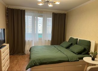 Сдам однокомнатную квартиру, 37 м2, Тверь, улица Хромова, 19