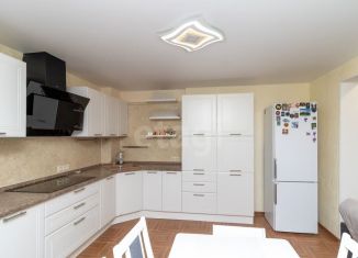 Продажа 2-комнатной квартиры, 69.3 м2, Тюмень, Солнечный проезд, 8к2