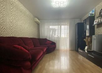 Продаю 3-ком. квартиру, 59.6 м2, Оренбург, Центральная улица, 5А