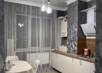 Сдаю в аренду 1-комнатную квартиру, 32 м2, Кабардино-Балкариия, Солнечная улица, 10к6