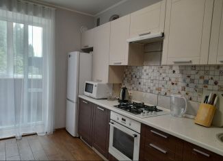 Продается 1-комнатная квартира, 36 м2, Калининград, улица Каштановая Аллея, 167