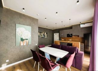 Продается трехкомнатная квартира, 89.3 м2, Судак, Набережная улица, 75к7