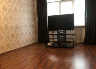 Продаю 2-ком. квартиру, 44.1 м2, Псков, Гражданская улица, 16