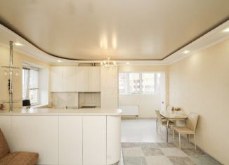 Продажа 2-комнатной квартиры, 69.4 м2, Тюмень, улица Дружбы, 73к1