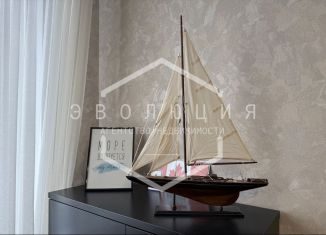 Продаю трехкомнатную квартиру, 84.4 м2, Калининград, улица Олега Кошевого, 17