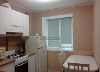 Сдам в аренду двухкомнатную квартиру, 45 м2, Республика Башкортостан, проспект Октября, 70/2