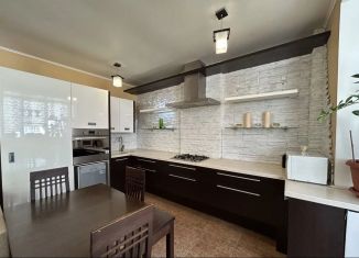 Продается двухкомнатная квартира, 67 м2, Республика Башкортостан, улица Загира Исмагилова, 14