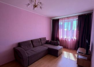 Сдается в аренду однокомнатная квартира, 40 м2, Санкт-Петербург, проспект Стачек, 212к3