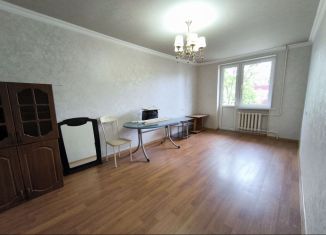 Сдаю двухкомнатную квартиру, 47 м2, Грозный, улица Дьякова, 7Б, 3-й микрорайон