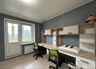 Сдам в аренду 2-ком. квартиру, 55 м2, Тверь, Хрустальная улица