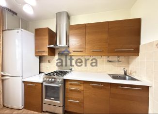 Продаю двухкомнатную квартиру, 53 м2, Татарстан, Чистопольская улица, 4