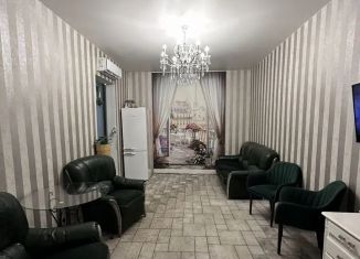 Сдаю в аренду 2-комнатную квартиру, 60 м2, Сочи, улица Роз, 115, микрорайон Центральный