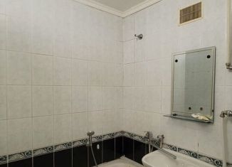 Продается 3-ком. квартира, 57.9 м2, Тобольск, 9-й микрорайон, 5Б