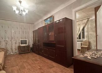 Сдается в аренду 2-ком. квартира, 42 м2, Татарстан, улица Красной Позиции, 33