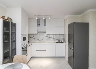 Продажа двухкомнатной квартиры, 68.7 м2, Тюмень, улица 50 лет Октября, 57Бк2