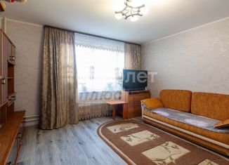 Продаю 3-ком. квартиру, 70.4 м2, Подольск, улица Генерала Смирнова, 7