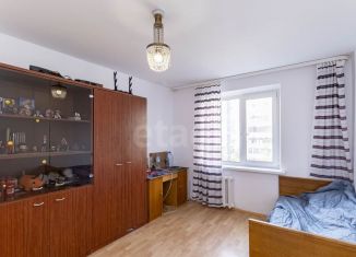 Двухкомнатная квартира на продажу, 50.3 м2, Тюмень, улица Мельникайте, 130