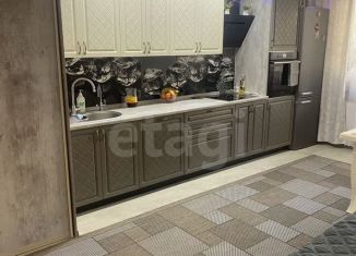 Продам трехкомнатную квартиру, 87 м2, Тюмень, улица Павла Шарова, 9