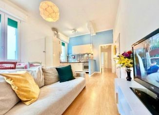 Продажа 2-комнатной квартиры, 54 м2, Сочи, улица Конституции СССР, 16