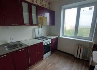 Сдаю в аренду 2-ком. квартиру, 54 м2, Татарстан, проспект Химиков, 8