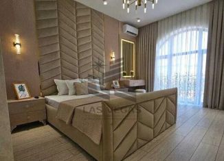 Сдам в аренду 2-ком. квартиру, 74 м2, Татарстан, улица Татарстан, 14/59