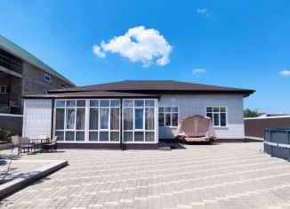 Продается дом, 196.3 м2, поселок городского типа Николаевка, улица Бобыря, 3А