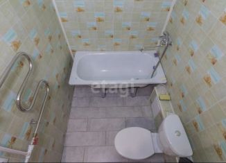 Продаю 2-ком. квартиру, 42.3 м2, Липецк, улица Гагарина, 79