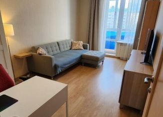 Сдам трехкомнатную квартиру, 83.5 м2, Санкт-Петербург, улица Веденеева, 2