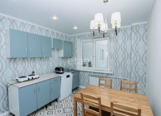 Продам 3-комнатную квартиру, 94.5 м2, Тюмень, улица Жуковского, 88/1