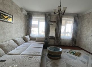 Сдам в аренду 2-комнатную квартиру, 65 м2, Избербаш, улица имени Р. Зорге, 38А