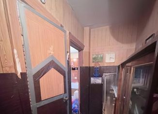 Продается 2-ком. квартира, 42 м2, Старый Оскол, улица Ленина, 8