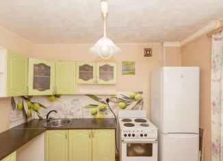 Продаю трехкомнатную квартиру, 66 м2, Киров, улица Сурикова, 41