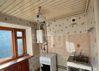 Продам 2-ком. квартиру, 43.5 м2, Ярославль, Индустриальная улица, 37