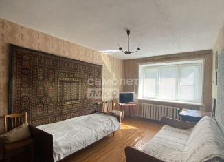 Продам 2-ком. квартиру, 43 м2, Бор, Первомайская улица, 12
