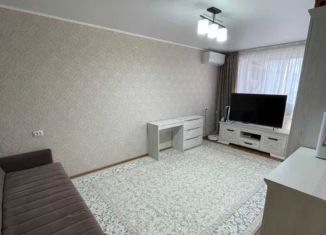 Продается 2-комнатная квартира, 44 м2, Краснодар, микрорайон Черемушки, улица Селезнёва, 166