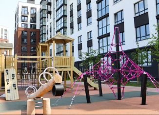 Продаю 3-комнатную квартиру, 86 м2, Калининград