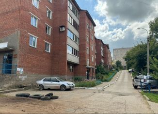 Продам трехкомнатную квартиру, 61.5 м2, Воткинск, улица Кирова, 66А