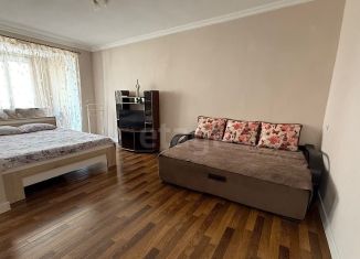 Продается 1-комнатная квартира, 36 м2, Махачкала, улица Ломоносова, 15