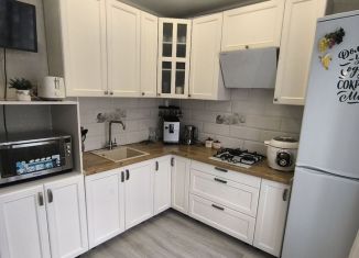 Продажа 2-комнатной квартиры, 56 м2, Брянск, улица А.К. Толстого