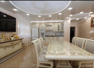 Продается 3-комнатная квартира, 120 м2, Краснодар, улица Циолковского, 5/1, микрорайон 9 километр