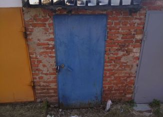 Гараж на продажу, Чистополь, улица Энгельса, 51