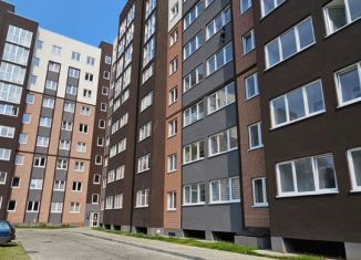 Продаю 3-ком. квартиру, 72 м2, Калининград, Борисовский бульвар, 17