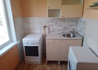 Сдается в аренду 1-ком. квартира, 32 м2, Татарстан, улица Татарстан, 64